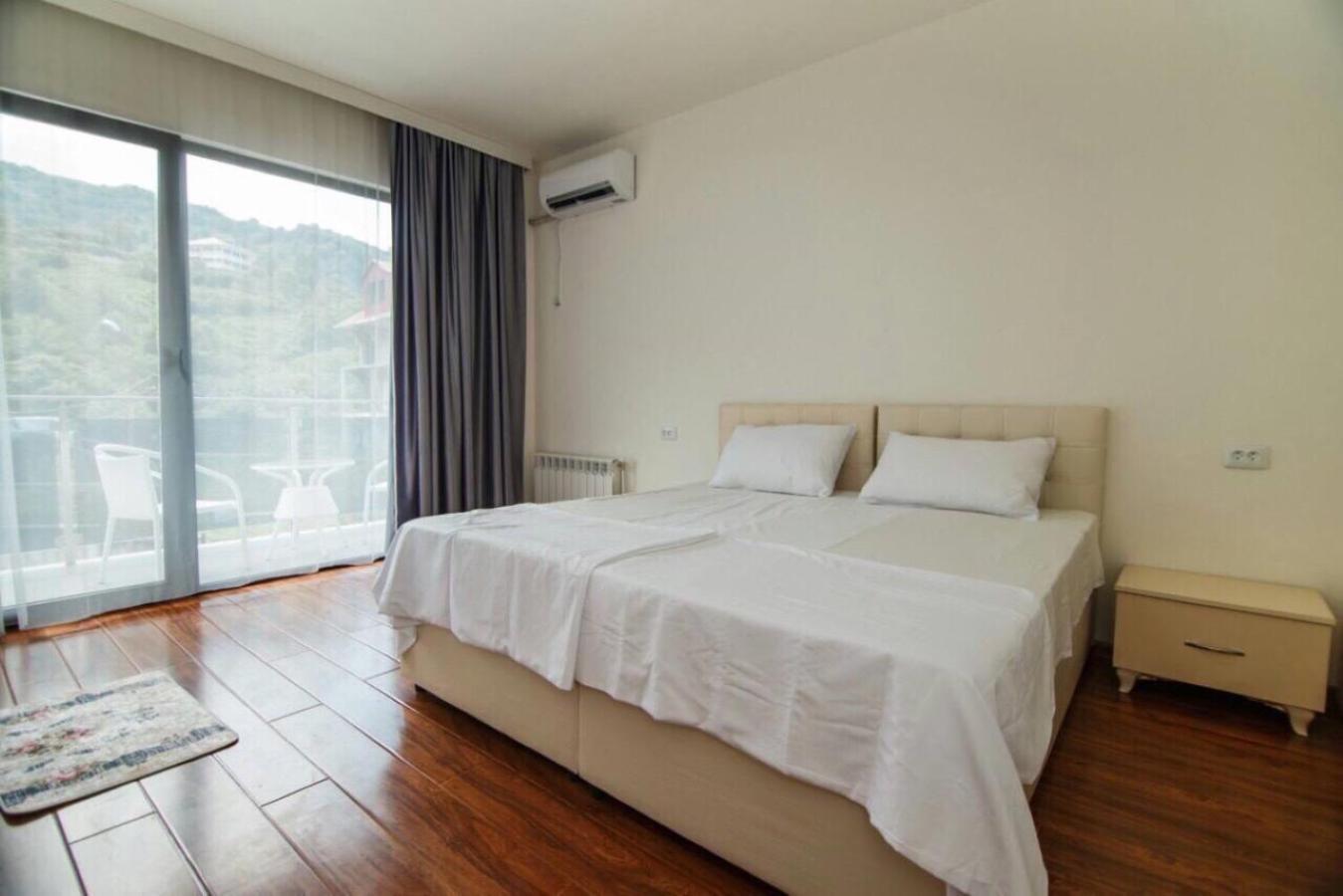 Hotel Ararat Gonio Bagian luar foto