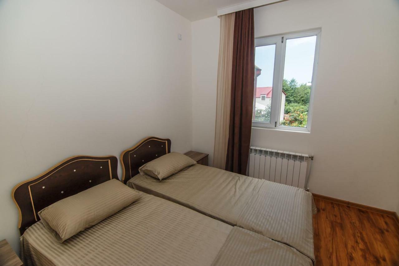 Hotel Ararat Gonio Bagian luar foto