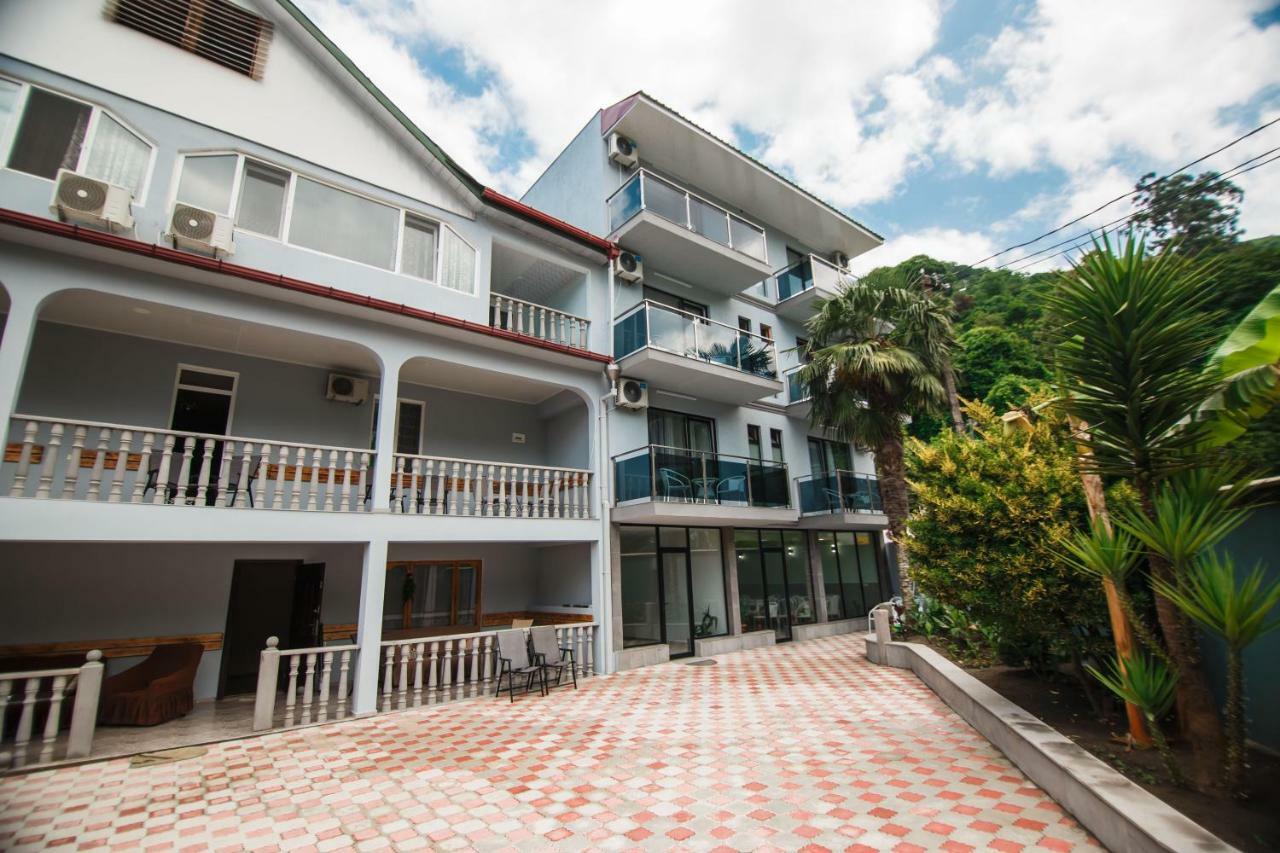Hotel Ararat Gonio Bagian luar foto