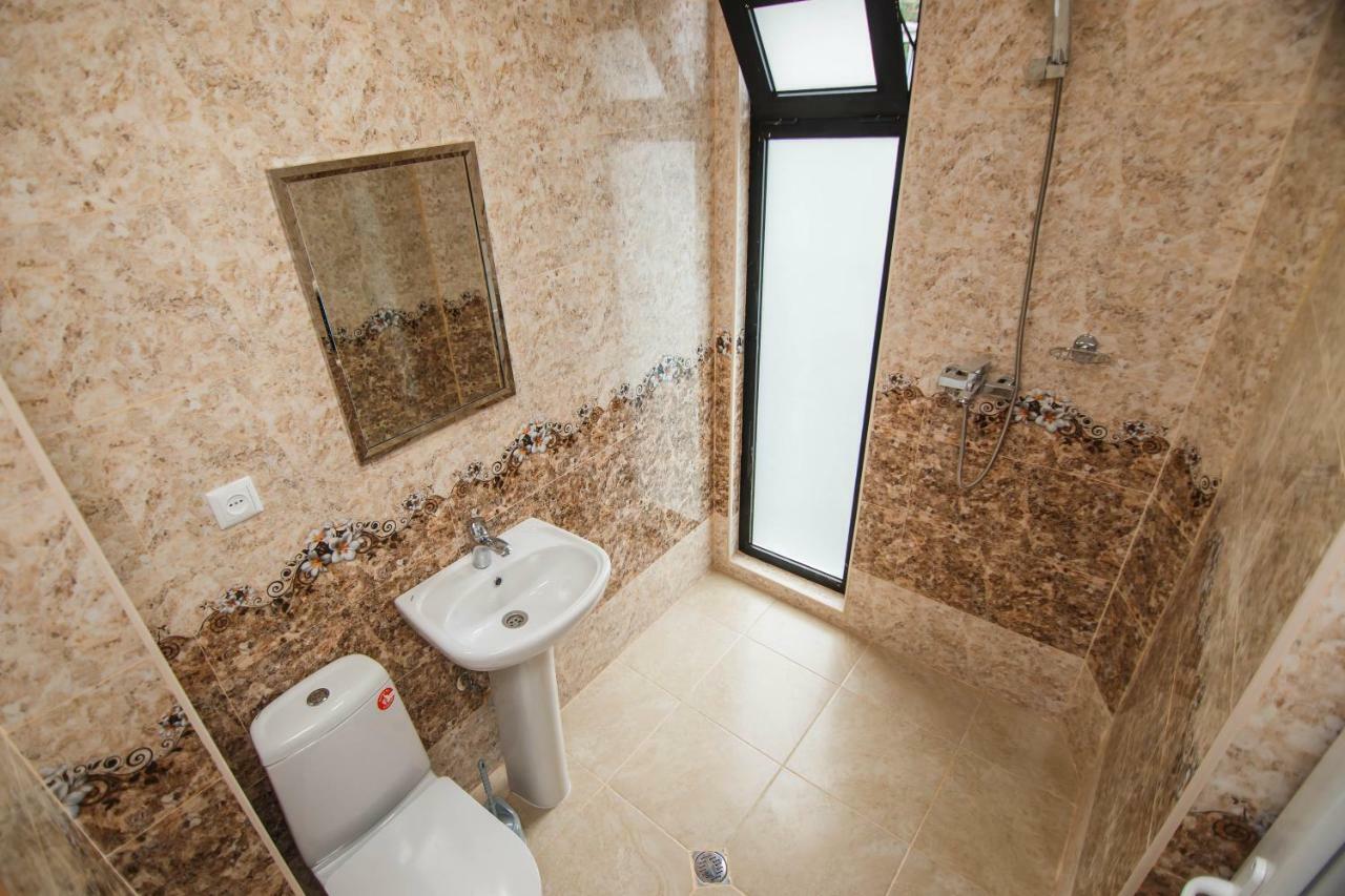 Hotel Ararat Gonio Bagian luar foto